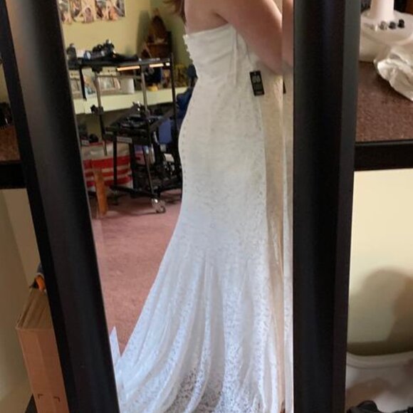 NWT Torrid Special Occasion Ivory Lace Mermaid Formal Gown - Picture 7 of 7